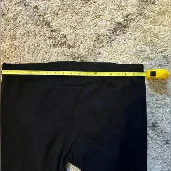 Lord and Taylor stretch pants heavy material for warmth (P238) - Picture 5 of 7